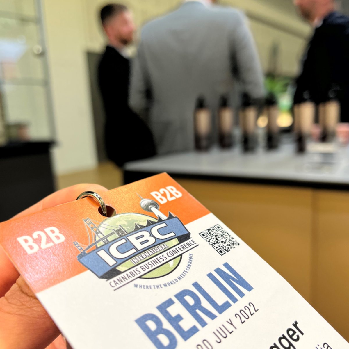 cbuy_ch's tweet photo. We arrived at ICBC, Berlin and were already able to attend exciting speeches and meet several exciting personalities. @IntlCBC 😀👍 #happy #business #event #swissgate #europe #cannabis #future https://t.co/qdgwAk7gkn