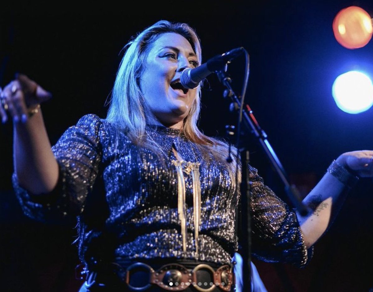 Rockwood Music Hall:
-
-
One of the most respected names in NYC for finding and booking the next big thing in music. Here you will find music of all genres from local and international artists, many of whom use Rockwood for their first plays in the city. #nyc <a href="/RockwoodNYC/">Rockwood Music Hall</a>