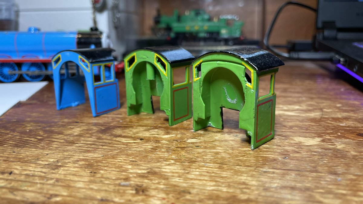 edwardking02-on-twitter-one-of-these-is-not-like-the-other