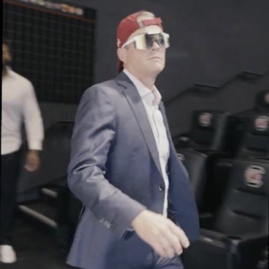 King of swag 👑 <a href="/CoachSBeamer/">Shane Beamer</a> 🔥