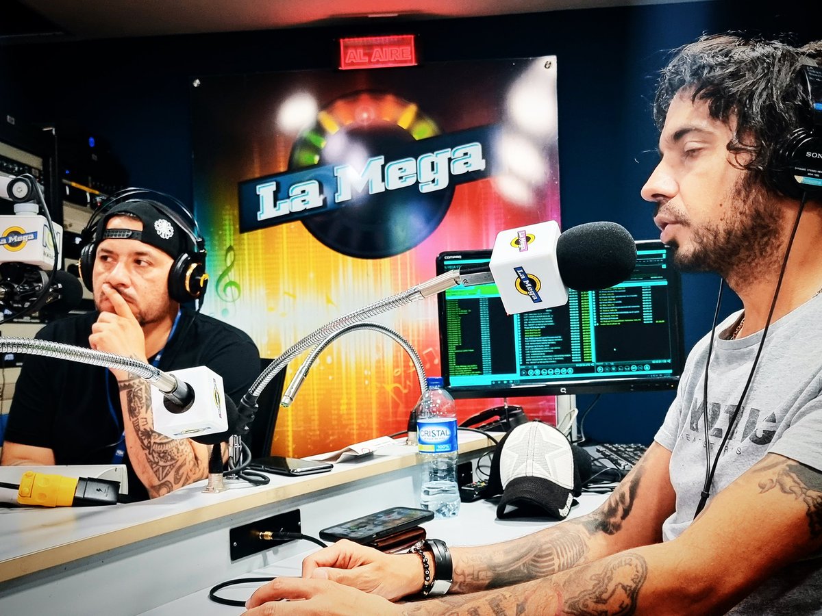 Gracias a todos los oyentes amigos de <a href="/CarteLdeLaMega/">El Cartel de la Mega</a> !!! Hoy celebramos que seguimos teniendo el programa más escuchado de las noches en Colombia según el último estudio continuo de audiencia radial ECAR 🫶