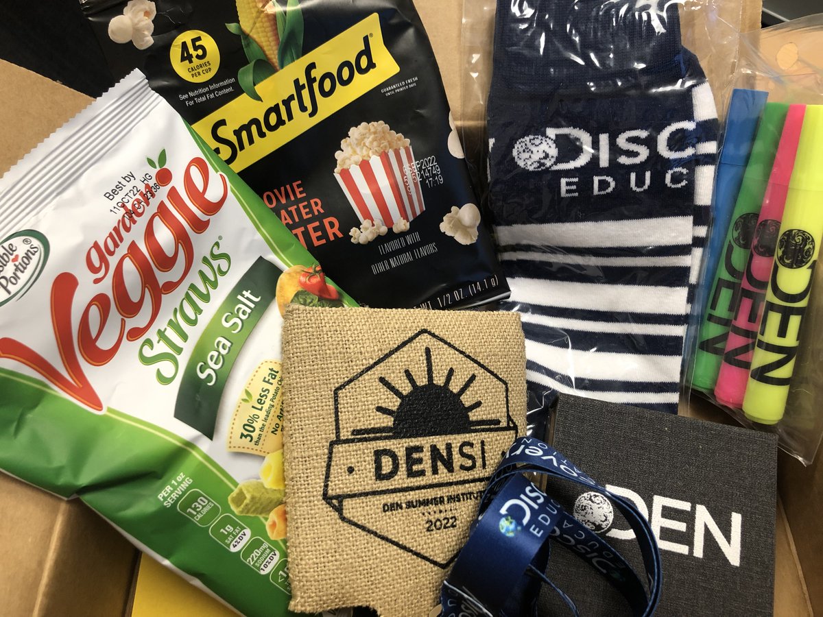 A box of #DEN love! It's that much anticipated week, #DENSI! Can't wait to hear all about the new developments! #DENSI22 <a href="/DiscoveryEd/">Discovery Education</a>