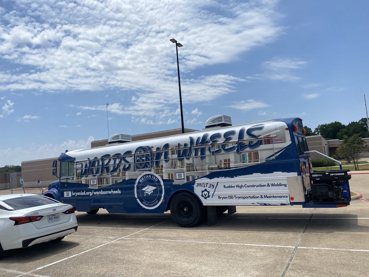 BISD_Libraries's tweet photo. Need something cool to do this morning? Come to @Branch_BISD to hear a story and check out some books! #KeepCoolWithAGoodBook We’re here at Branch Elem until 11:30 and will be @Mitchell_BISD from 12-2pm. Hope to see you soon! @AlphaBESTEdu @BryanISD @BISD_ITech https://t.co/Enlkl0JBzb