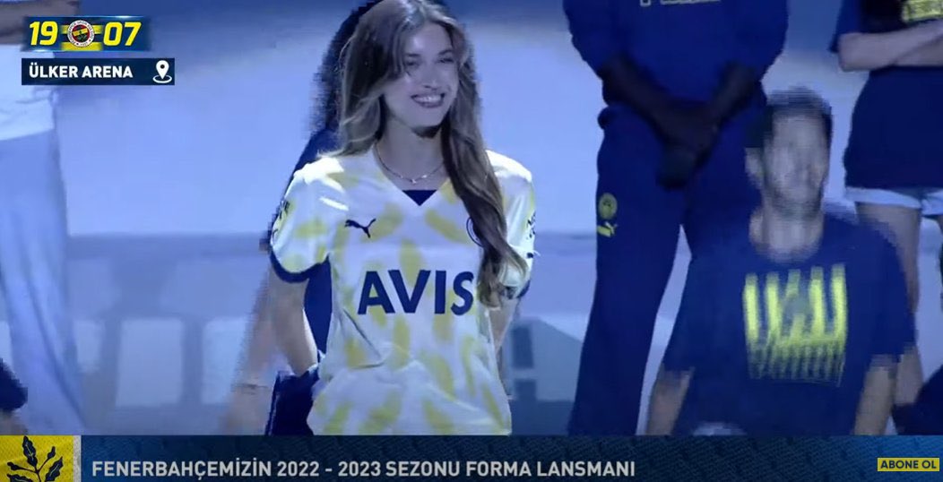 bir gün fenerbahçeli olursam afra saraçoğlu yüzündendir