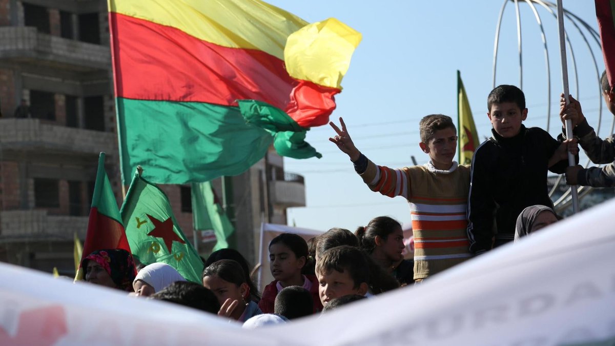 civan_akbu's tweet image. 10 Jahre Widerstand. #10YearsRojava