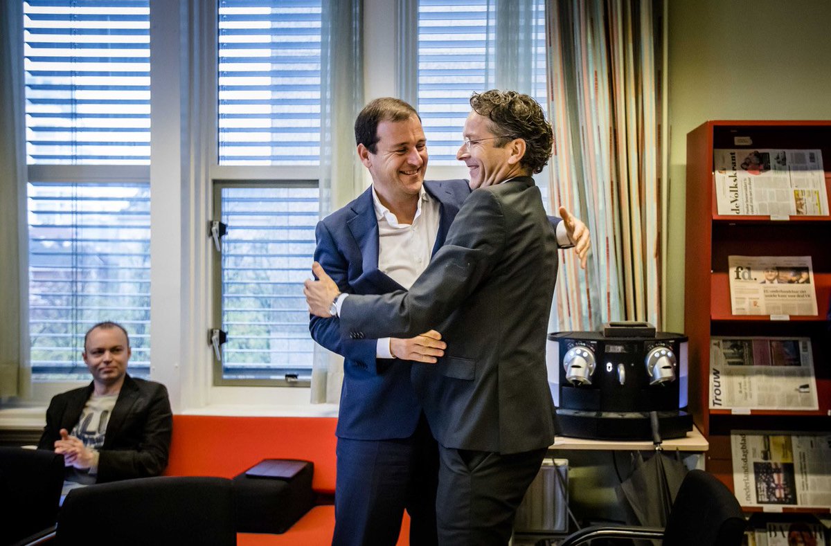 Wat geweldig leuk voor <a href="/J_Dijsselbloem/">Jeroen Dijsselbloem</a> en voor <a href="/gem_Eindhoven/">gemeente Eindhoven</a>! Jeroen is een warm mens, een fijne en geestige collega en een ijzersterke bestuurder. Van harte!