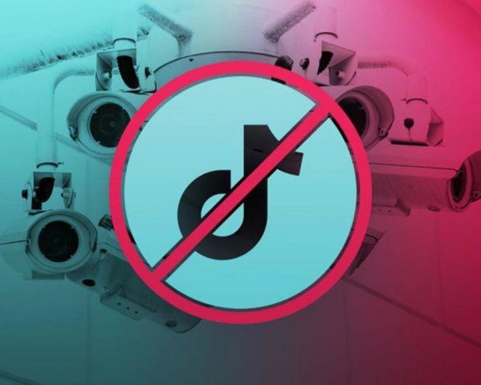 Nat_Bad's tweet photo. #Réseauxsociaux : guerre ouverte entre @triller et @TikTok.
👉Triller demande d’interdire TikTok en la qualifiant de plus grande menace pour la sécurité de l’Amérique, dans une lettre ouverte de Mahi de Silva, PDG et président de Triller.
https://t.co/52W8ZCedMO https://t.co/WjHFGEWwzq