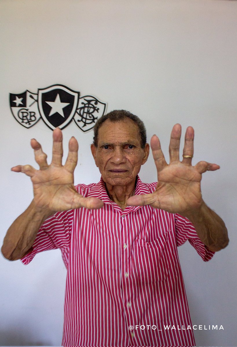 Sábado tive a honra de fotografar o Ídolo MANGA, ex goleiro do Botafogo e da Seleção Brasileira.
🔥📸
<a href="/Botafogo/">Botafogo F.R.</a> <a href="/JohnTextor/">Rémi NICOLAS</a> @luiscastrocoach <a href="/CBF_Futebol/">brasil</a> #futebol #goleiro