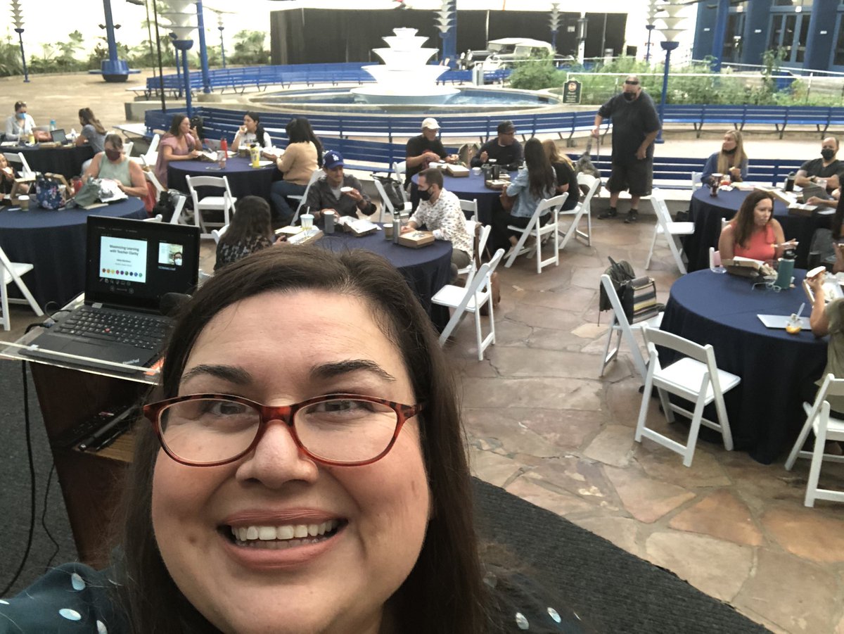 hmartinez39's tweet photo. Welcome back Mueller Mustangs! Coolest presenting space yet! ✈️ #teacherclarity https://t.co/2OLKKRXXRQ