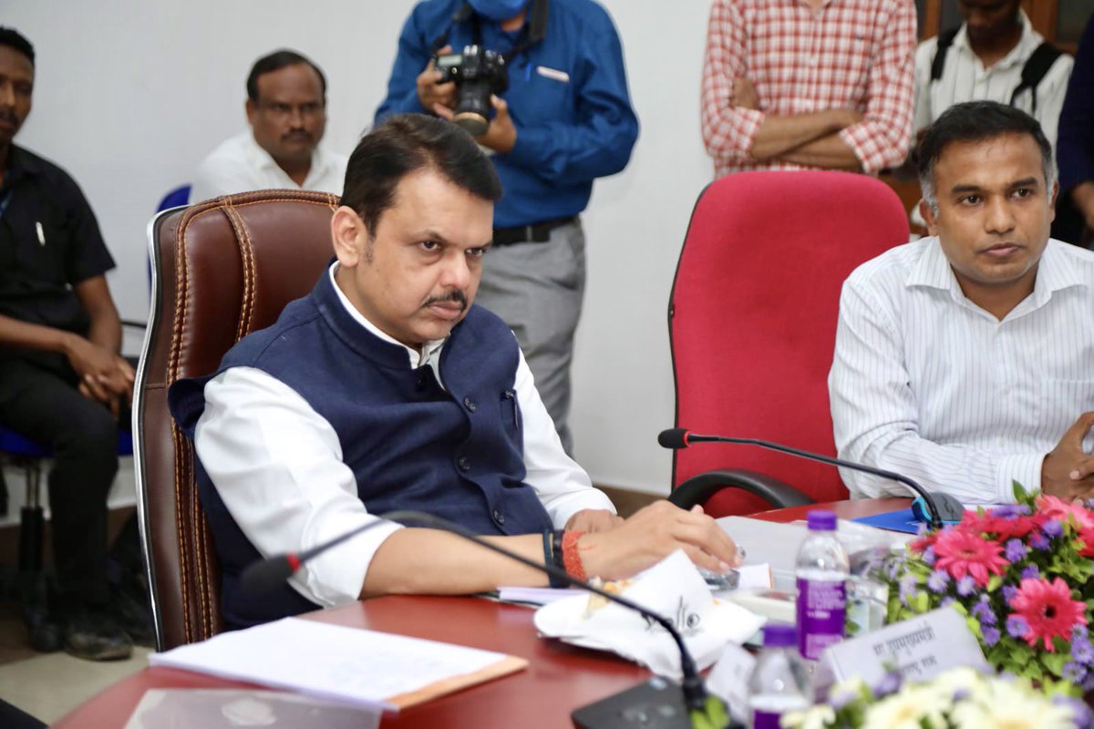 Devendra Fadnavis tweet media