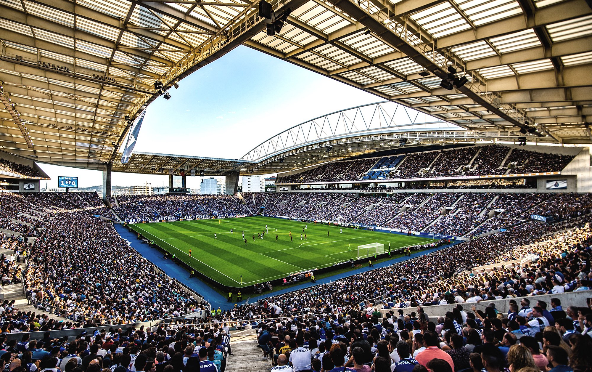 Estádio do Dragão interditado por dois jogos - SIC Notícias