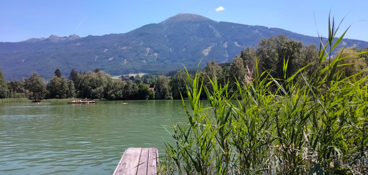 JonWolfMueller's tweet photo. Impressions from the #ESEsummerSchool at #Grillhof #Innsbruck #Tirol. Excellent endocrine science at an awesome place.
Great exchange with colleagues and highly interested attendees.
Thanks to Antonio for the pic.
@ESEndocrinology @EYEScientists https://t.co/LbJ0N6xkeW