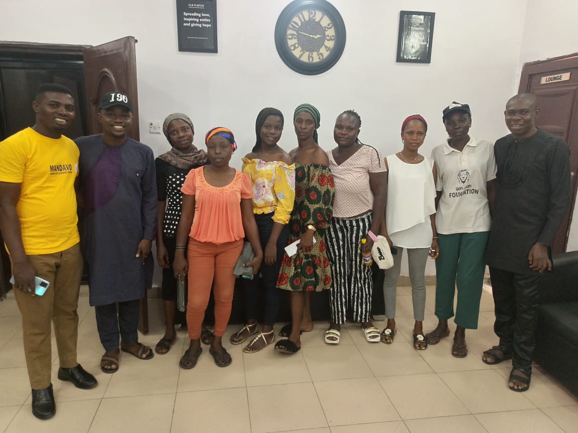 LEADP247's tweet photo. @isaacsuccess @dakoru_favour @dmandavo @dreamsfromslum @UNSDGLearn @ndlea_nigeria @officialEFCC @BIfenuga @CUwazurike SABI BUSINESS AND MONEY MATTAZ, July edition, OGBONGE SENSE AND TECH TO TANDA FOR HARD TIMES a business and entrepreneurship training https://t.co/XFEDXHnjhz