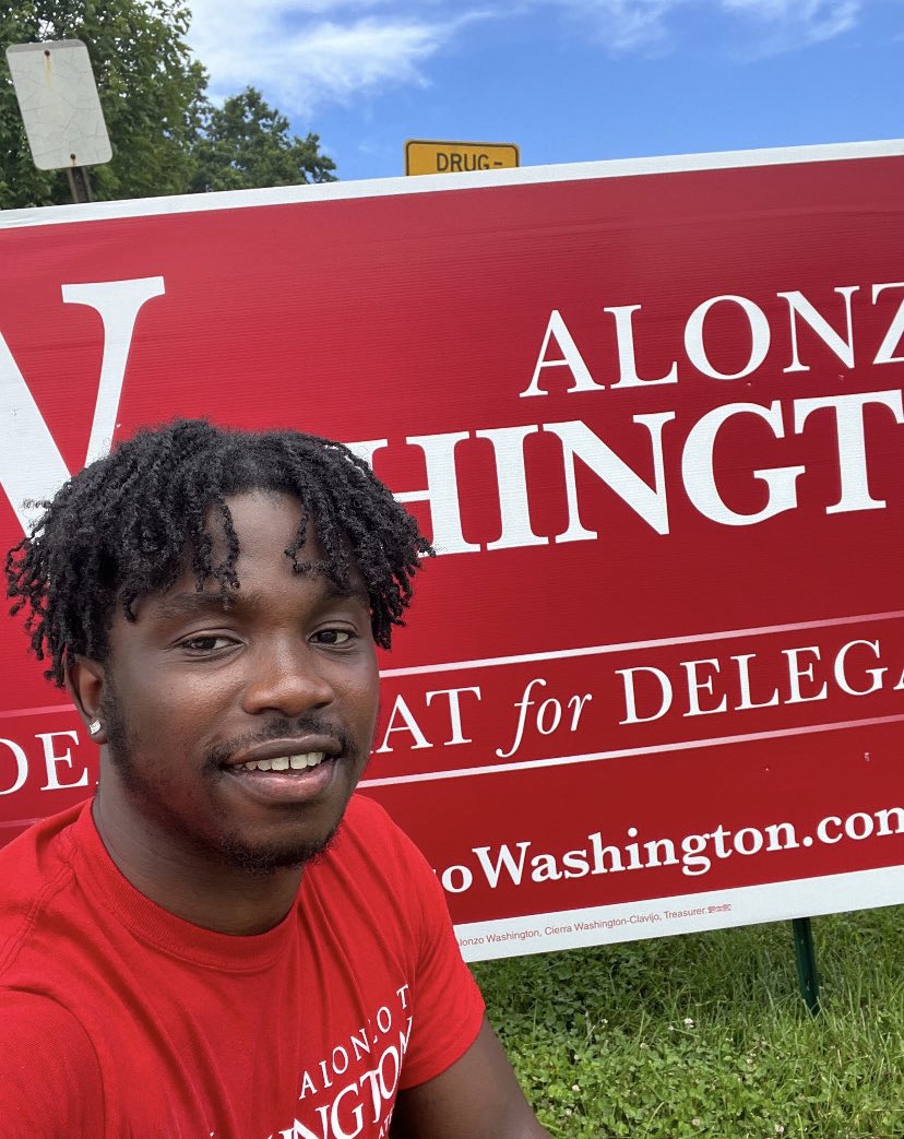SenatorATW's tweet photo. Come meet some of our wonderful volunteers at your local polling site! ➡️
https://t.co/LLyYk5zwsz
#TeamATW https://t.co/ozouRNXnnW