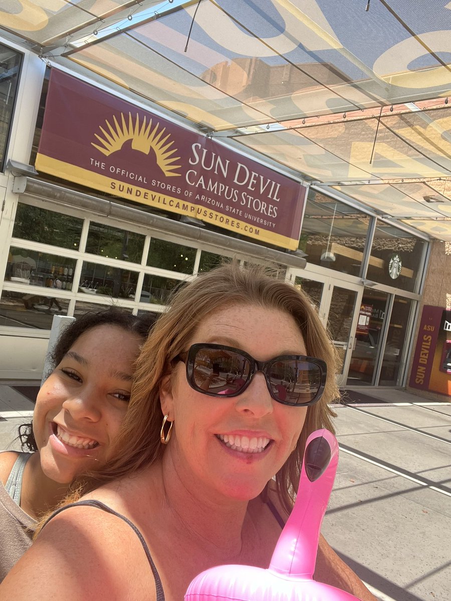 DeckerPUSD's tweet photo. Principal Norwood took a tour of #arizonastateuniversity with #flamingofloat & family ๐ฆฉ#collegeandcareerready #flamazingsummer #deckermakeswaves #proud2bepusd https://t.co/z1jMXHiX7Q