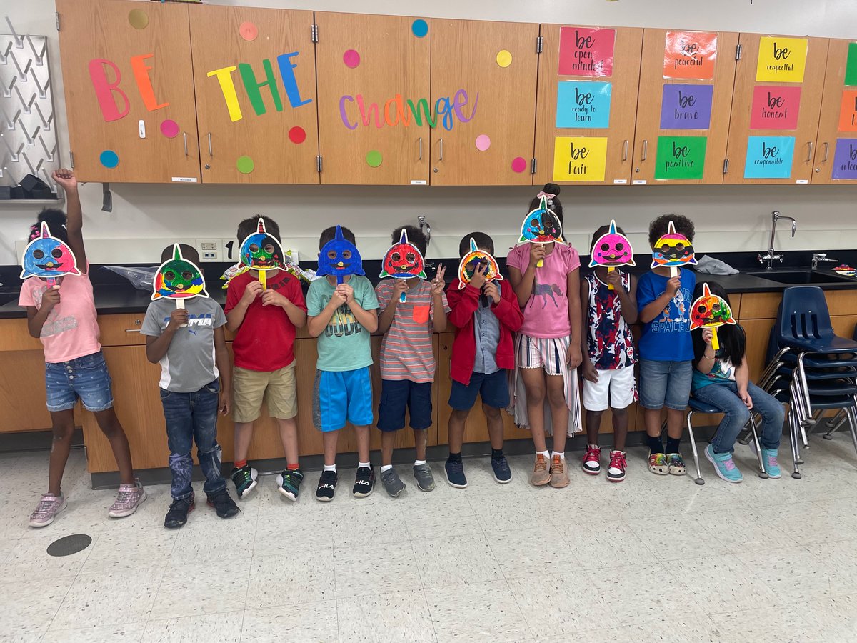 More last day of summer academy fun with our kindergarten class! Decorating wooden masks!@D161Supe