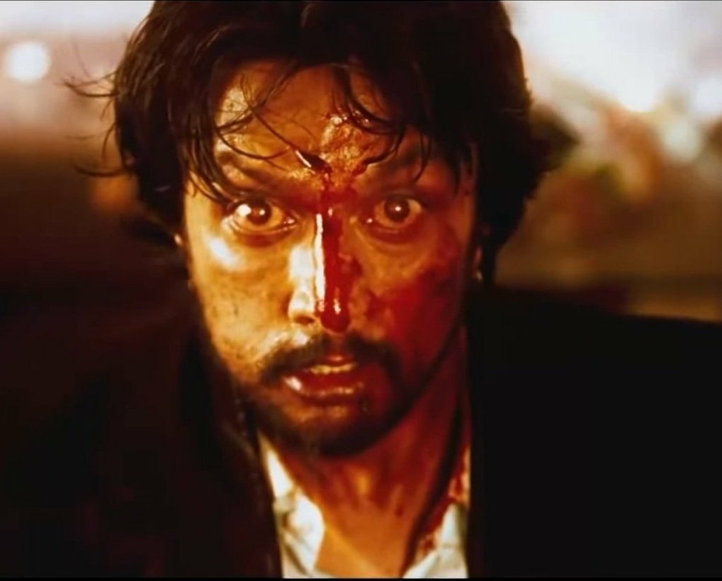 ManobalaV's tweet photo. Then                           Now

#KicchaSudeep - The performer. https://t.co/9JyyfRVW3l