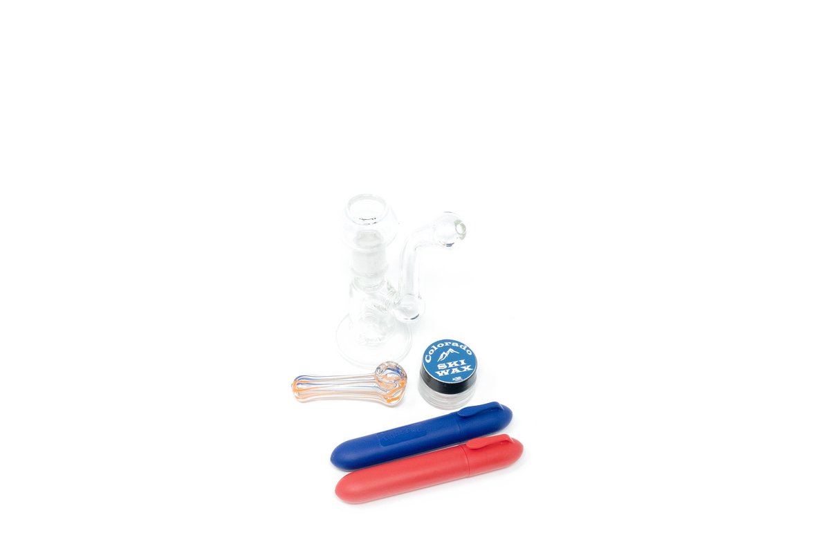 1Chance2GrowUp's tweet photo. Marijuana pipes, dabbing rigs, and stash boxes can come in all shapes and sizes and look innocuous– do you know what to look for in order to keep your child safe? #weeklypotshot https://t.co/7pr93m1jgz