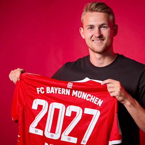 FYCpj6QWYAIE3mS?format=png&name=small