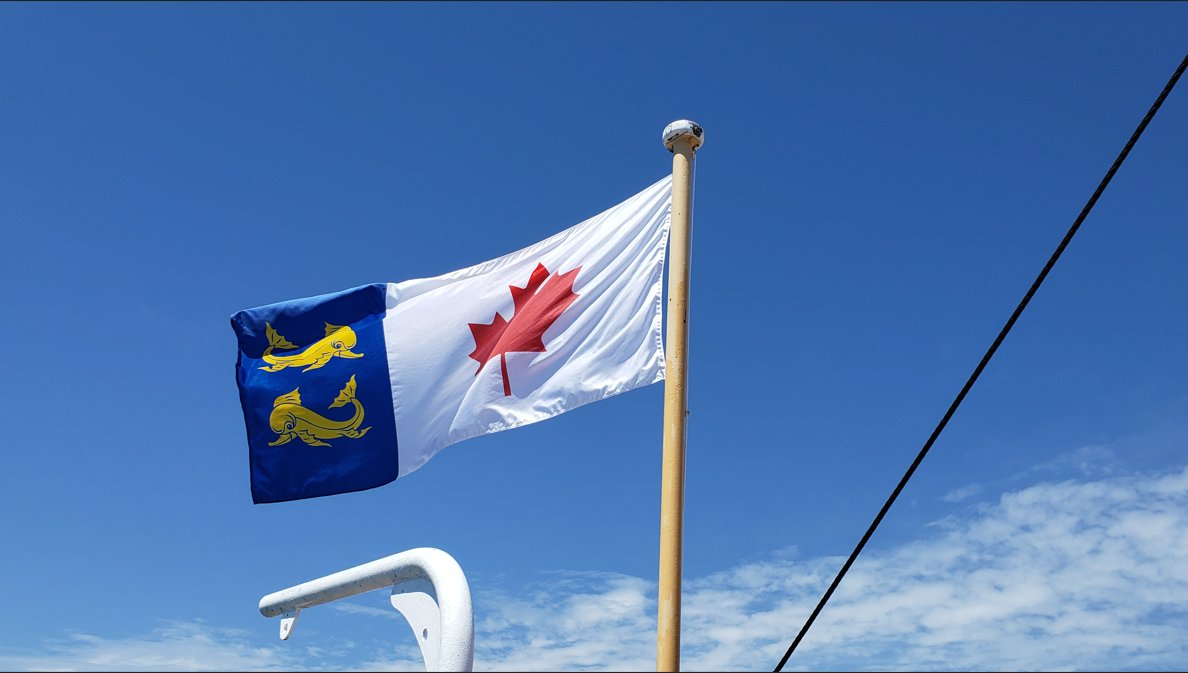 CoastGuardCAN's tweet photo. Yesterday, we were honoured to participate in the Lakehead Transportation Museum Society’s Coast Guard Day celebrations in Thunder Bay, #Ontario. Thank you to the Museum Society for hosting this event & honouring our 60 years of service on the #GreatLakes and across 🇨🇦 #CCGAt60 https://t.co/6Um5uSjCbO