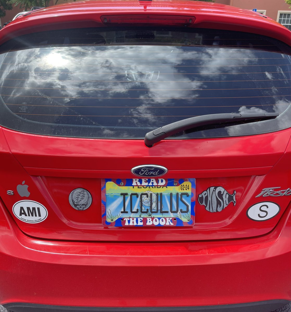 PhishySwede's tweet photo. @PhishRT My car #icculus #readthebook https://t.co/zHdMvHtsoK