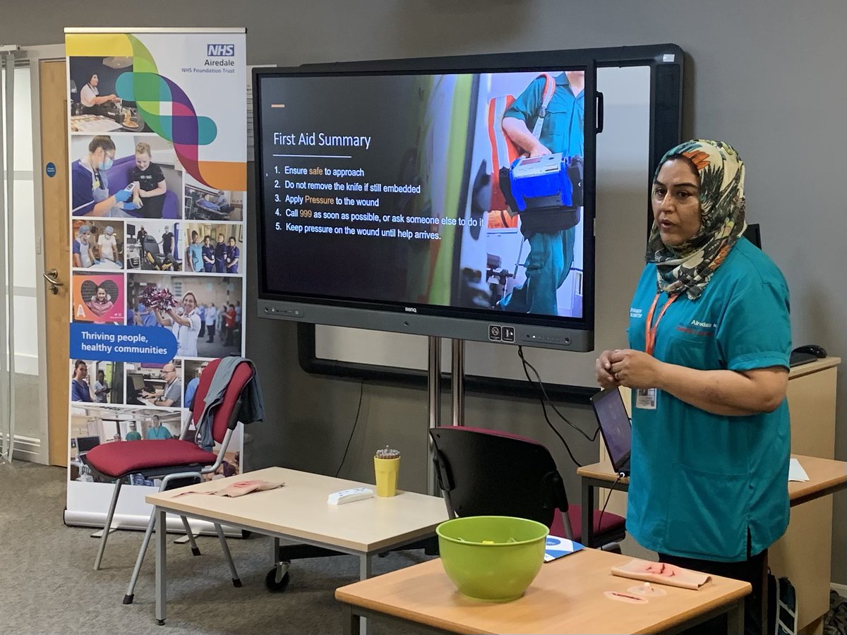 A sweltering day delivering training on knife crime and first aid for penetrating injuries to year 6 pupils from the Keighley region at the annual #StaySafe event. Great engagement from all the kids despite the heat! 🔪🩸🏥 #KnifeFree