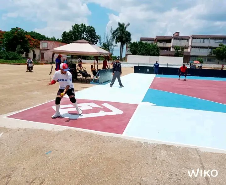 CUBAH0RA's tweet photo. #Deporte | La Habana y Artemisa: primeros pasajeros a la final nacional de baseball5.
📌Descubre los pormenores aquí en @Cubah0ra👉… https://t.co/aSoAU206aj https://t.co/GohZTOg54A