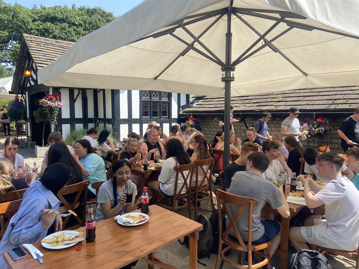 RiviSixthForm's tweet photo. End of year celebrations with Year 12 at Rivington Barn. Great to come together to mark the end of the year ✨Thank you to all the staff who helped make it a special occasion! we won’t forget this one! #heatwave #takepart https://t.co/tqH4P6MdEq