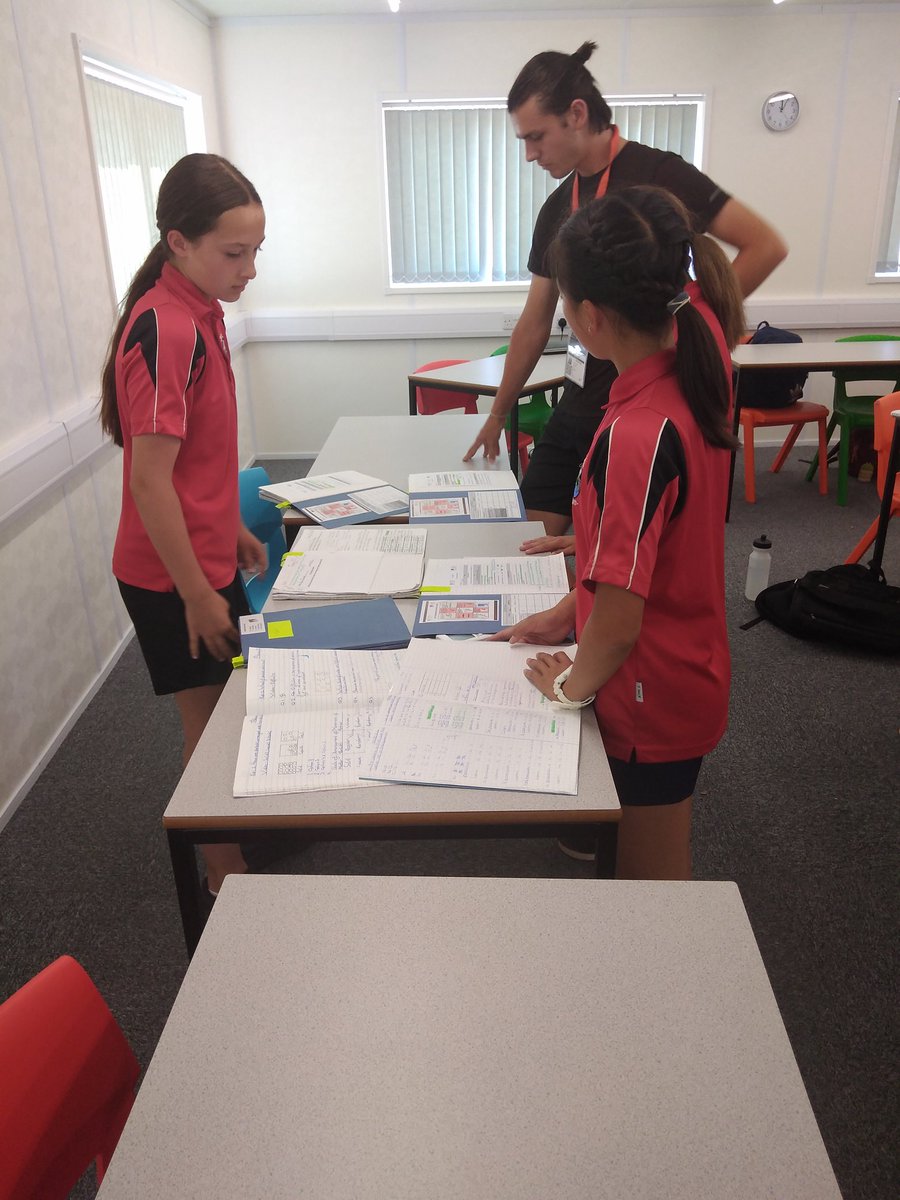 A very warm welcome to our new staff today. Great to be able to showcase our EPIC school and share our vision and intent! <a href="/linsladeschool/">Linslade School</a> <a href="/mjpGibbs/">Mark Gibbs</a> @LoveLeightonB <a href="/LLTCNews/">Leighton-Linslade TC</a> <a href="/mrRteaching/">Mr R</a> <a href="/Cedars_Upper/">Cedars Upper School</a> <a href="/LorraineHughe20/">Lorraine Hughes FCCT</a> <a href="/cotton_nadine/">Nadine Cotton FCCT</a> <a href="/mead_anna/">Anna Mead</a> <a href="/Linslade_Music/">Linslade Music</a> <a href="/LinsladeMaths/">Linslade Maths</a>