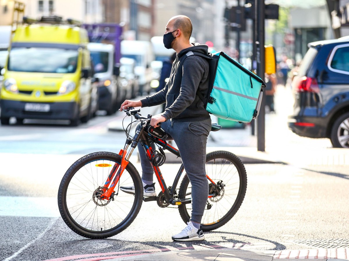 brunoappsf's tweet photo. According to recent media reports, gig work has rebounded but workers are struggling with inflation. Are you one of them? Tell us in the comments..

Also, check out https://t.co/T75UZ61vcP and request an invite

#gigeconomy #uberdriver #lyftdriver #doordashdriver #instacart https://t.co/E6kmfFaO5s