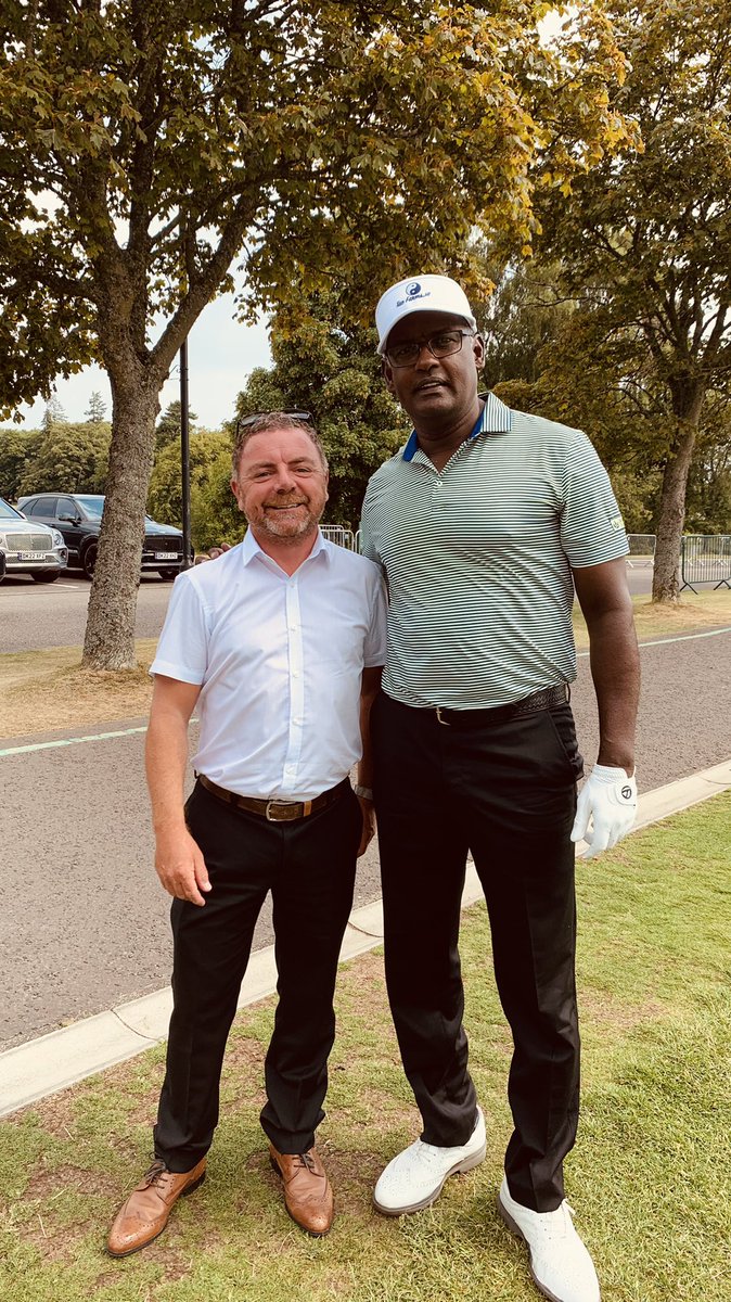 Great to meet a golfing legend today <a href="/VijaySinghGolf/">Vijay Singh</a> #senioropen #gleneagles