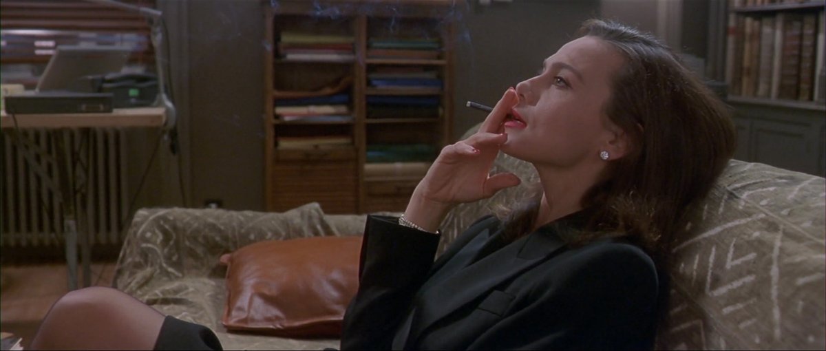 deppscenes's tweet photo. The Ninth Gate, 1999. https://t.co/0RSk5pwgEh