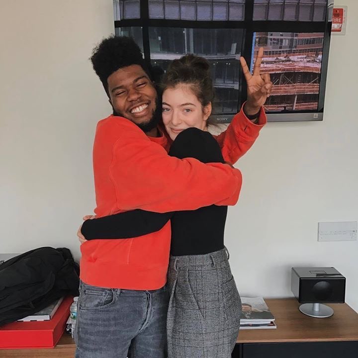 LordeUpdatesBR's tweet photo. #TBT Lorde and Khalid https://t.co/iaT6tmknIZ