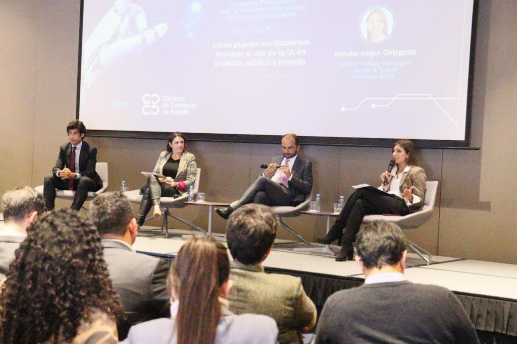 María Lucía Villalba tweet media
