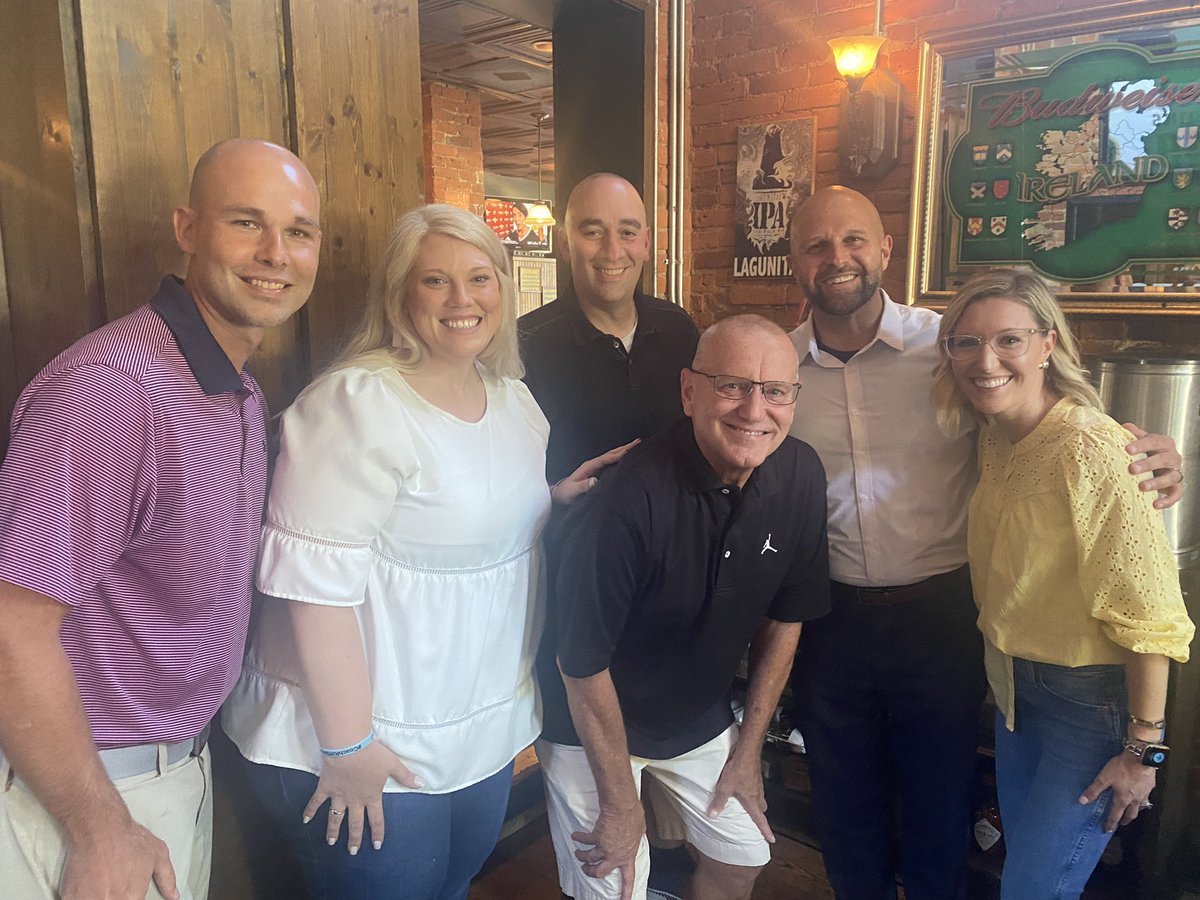 All of <a href="/wolveshoops1313/">Tom Souder</a>’s former mentees treated the old man to a celebration dinner! Thanks Coach for everything! #ItsWorthIt