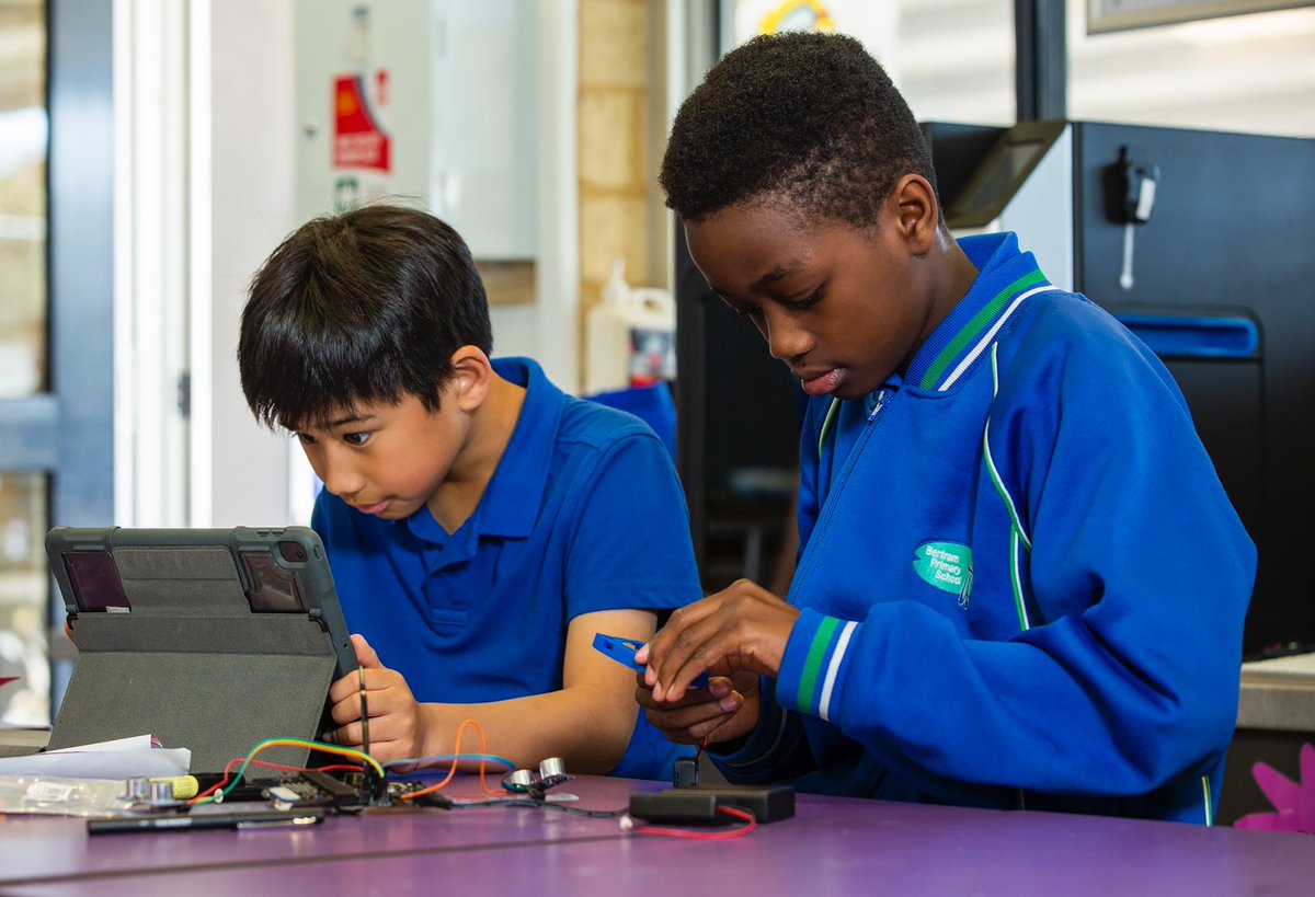 Students are working hard to complete their projects in time for the 2022 Young ICT Explorer competition. #YICTE #Apple <a href="/AppleEDU/">Apple Education</a> #iPad #ICT