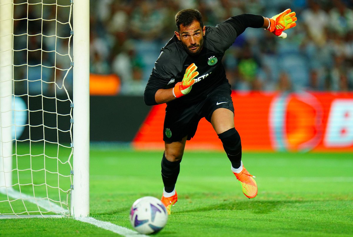 Bom jogo frente a um grande equipa. Continuamos a nossa preparação. Seguimos!! 🧤⚽️💪

Buen partido frente a un gran rival para seguir nuestra preparación. Seguimos! 🧤⚽️💪