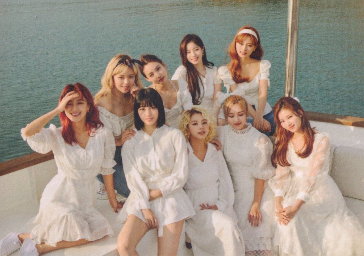 TWICE (NO) Brasil on X: 🗞 - O TWICE ultrapassou 1 BILHÃO de