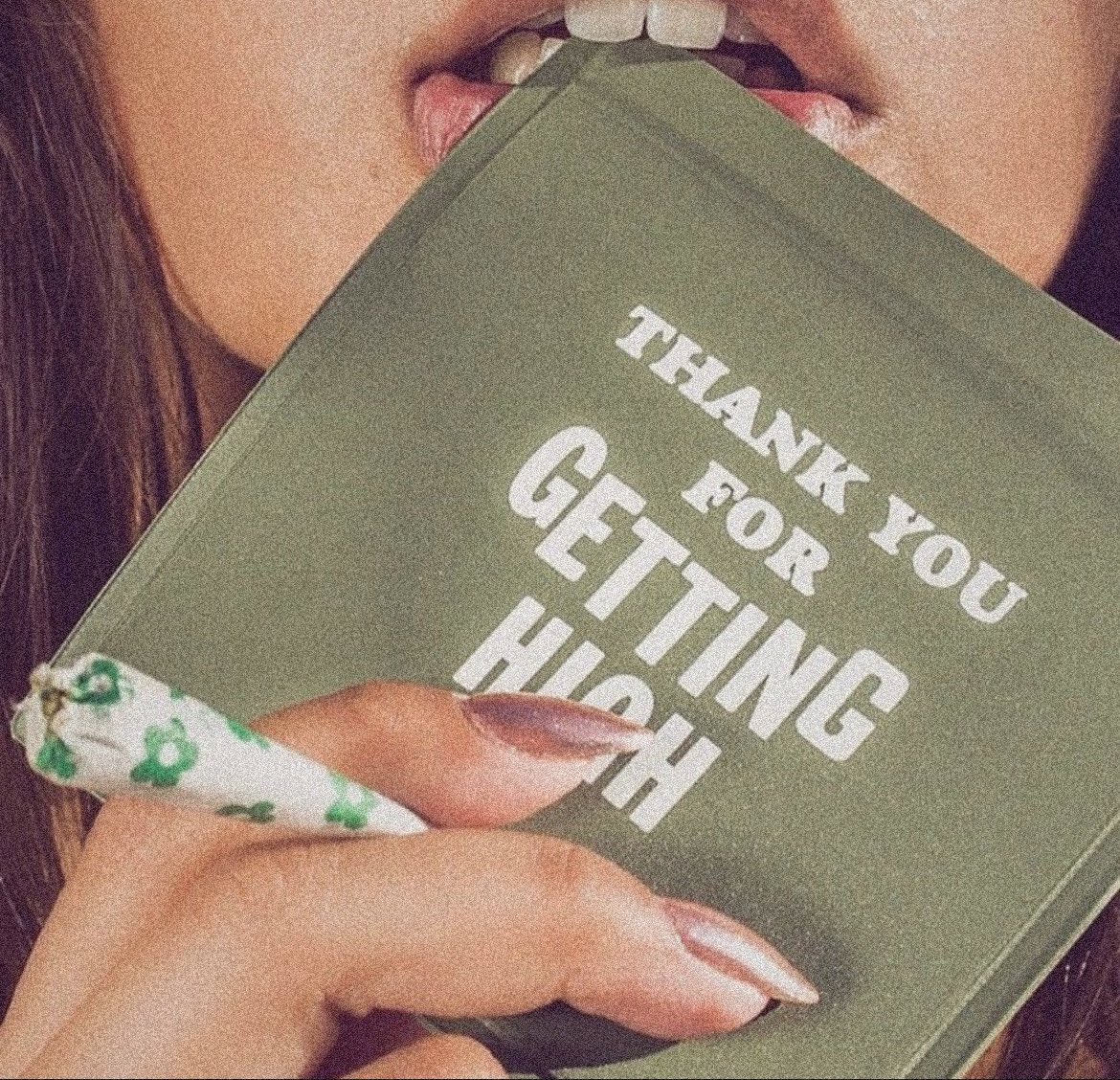 Brotherspuf's tweet photo. Order online - link in Bio 🌿
#weed #tweed #sativa #indica #wakeandbake #420community #420Girl #STINER #Toronto #edibles https://t.co/he15TM8VEb