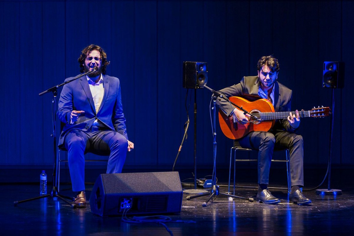 ¡Se acaba de poner a la venta una remesa de entradas para el concierto de esta noche de Ismael de la Rosa y Yerai Cortés!

No te pierdas 'Flamenco Directo' en Música y Museos #MUMU en el Artes y Costumbres Populares de #Sevilla 

bit.ly/3uVl0xh
