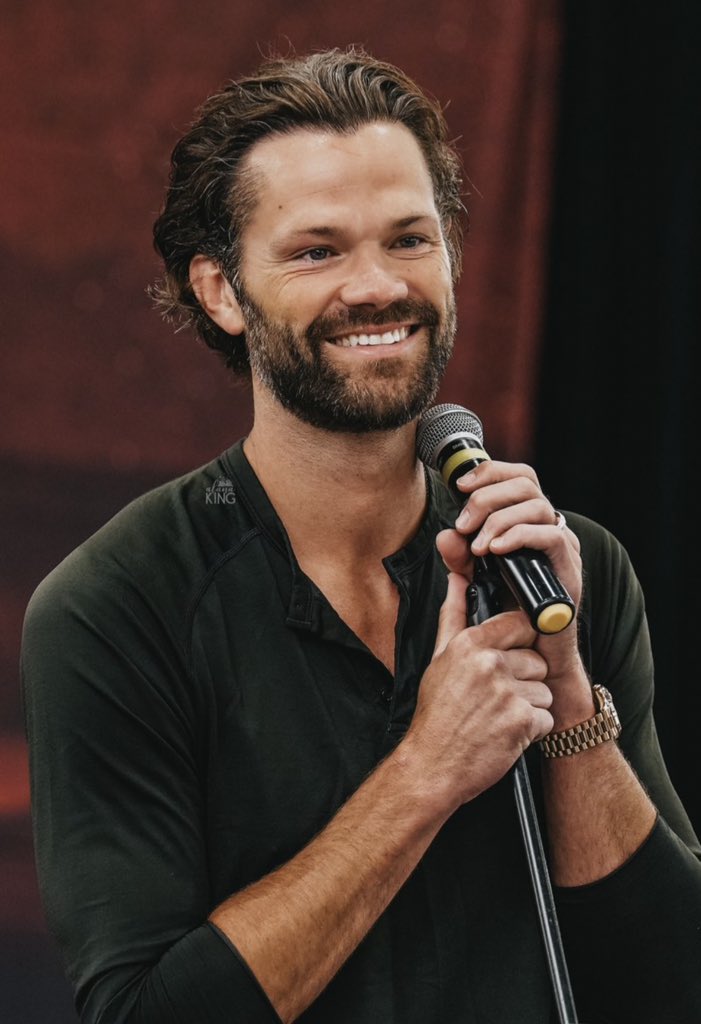 FournierSage's tweet photo. Happy birthday to this ray of sunshine also known as @jarpad i hope you spend a wonderful day with the people you love! ❤🥰 you are an inspiration! https://t.co/ilPV4VPQvu