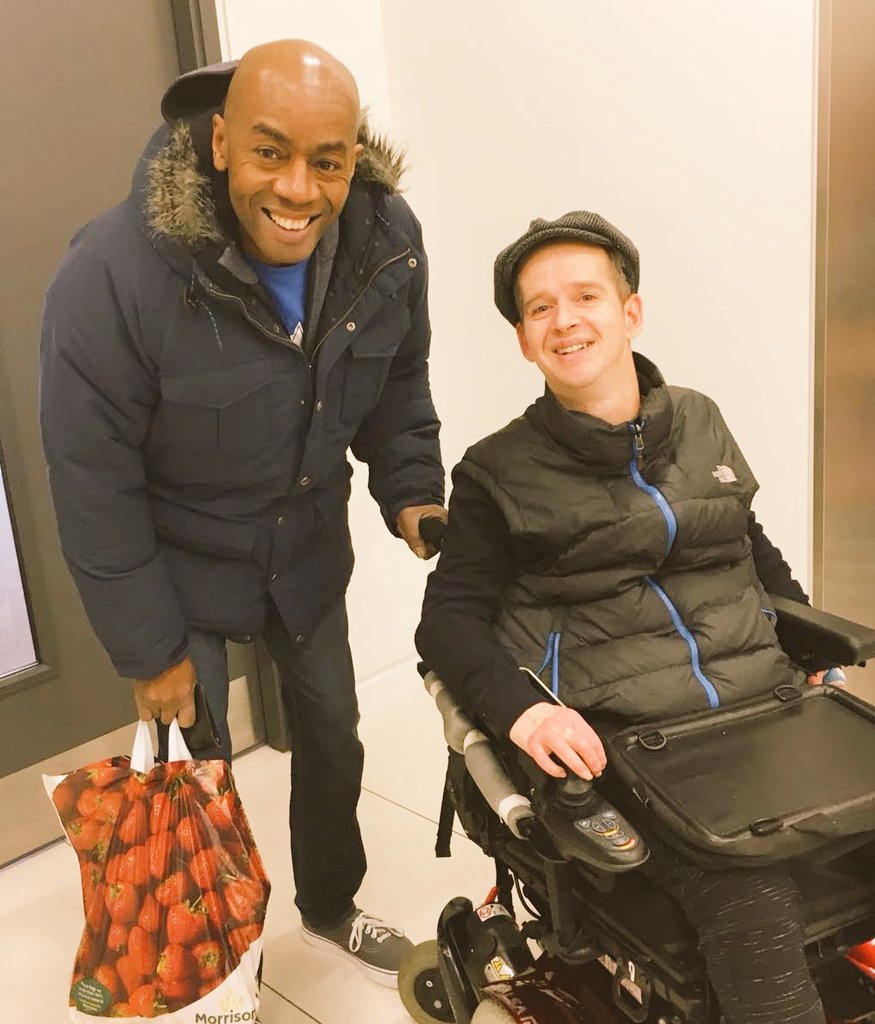 Lovely to See Tonys GreatSmile On  <a href="/GranadaReports/">ITV Granada Reports</a> Tonight &amp; His Daughters Collecting His Postumas #HonoraryDoctorate <a href="/SalfordUni/">University of Salford</a> An #Inspiration &amp; a lovely man  #rip #tonymorris #gbnf Great piece tonight <a href="/ElaineWITV/">Elaine Willcox</a> Ì felt v privileged to meet him visiting <a href="/lucymitv/">Lucy Meacock</a> <a href="/robsmithitv/">Rob Smith</a>