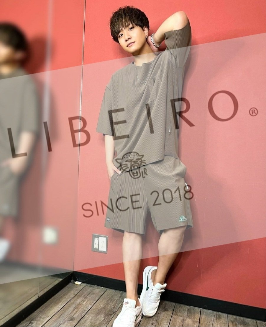 muumama_0316's tweet photo. 一輝くんって かっこよすぎん?✨🤦♀️
LIBEIROの服めっちゃ似合う✨🤭
#髙橋一輝
#LIBEIRO
#モデルもいけるアーティスト
#推しが尊い
@LIBEIRO1
@t_kazuki_811 https://t.co/9vEJRqcwM6