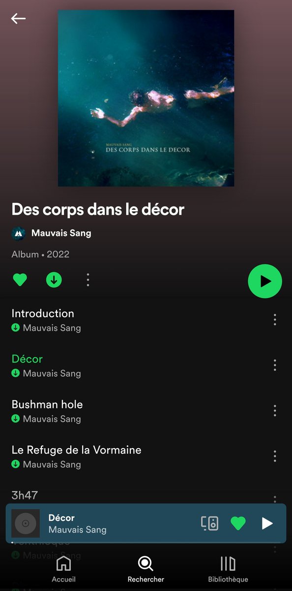 December Square tweet media