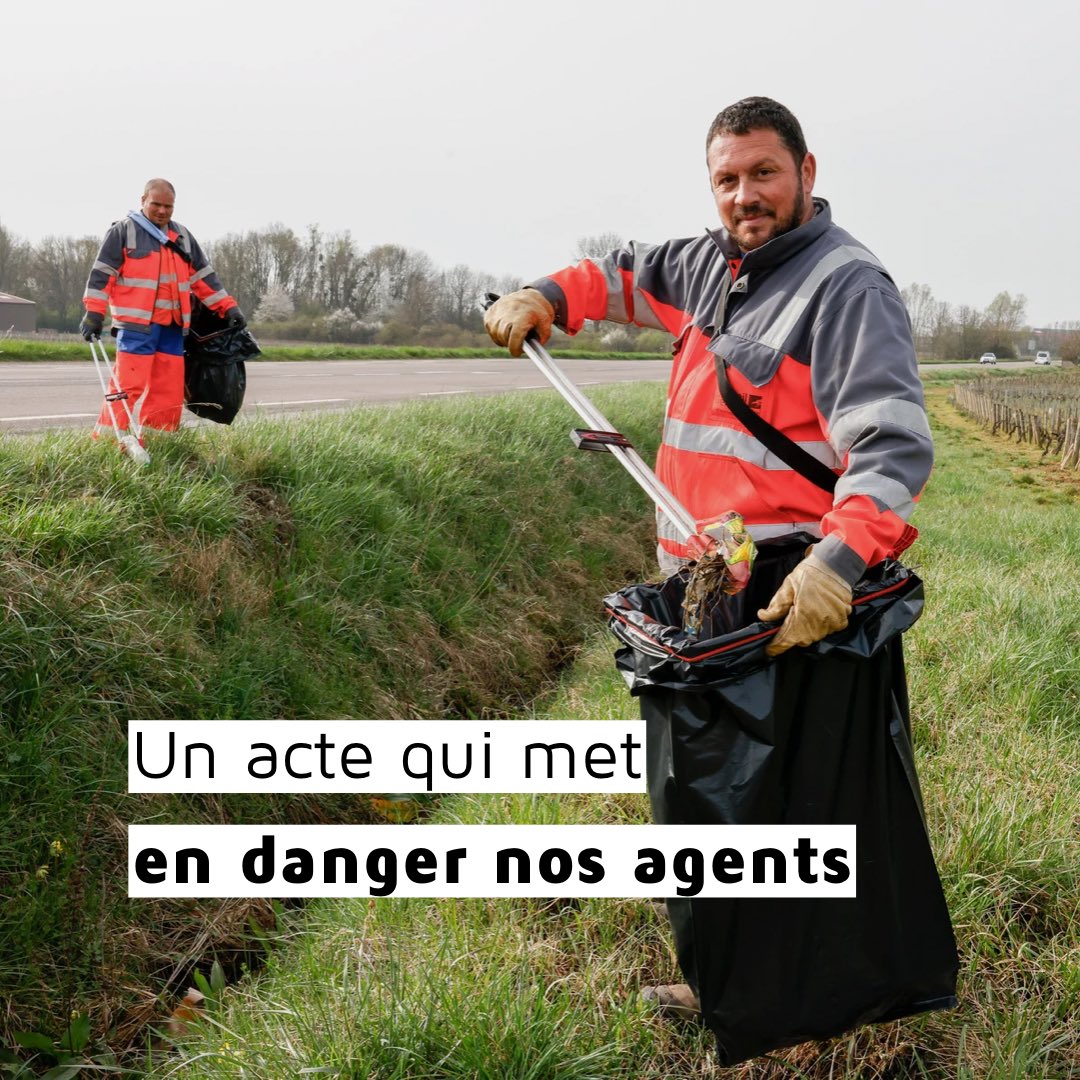 CD_CotedOr's tweet photo. ❌ Les #routes ne sont pas des #poubelles ❌
En jetant vos déchets par la fenêtre, vous mettez en danger nos patrouilles départementales mais aussi les autres automobilistes. 

Laissons à nos enfants, un bel #environnement 🌱 https://t.co/zABvnVGgjS