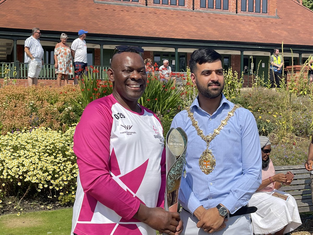 Amazing day carrying the Queen’s Commonwealth Games Relay Baton in the presence of my parents that came from amAfrica <a href="/Deafequality/">Brian Kokoruwe Author ✍🏾</a> @LeedsAlumni <a href="/SignHealth/">SignHealth</a> <a href="/ASICSUK/">ASICS UK</a>