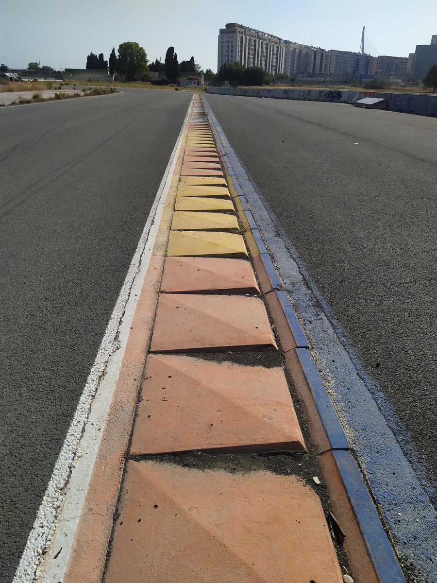 sweenylonsismo's tweet photo. Peregrinación a Tierra Santa
#ValenciaGP #Valencia2012 https://t.co/B76jO7NBW3