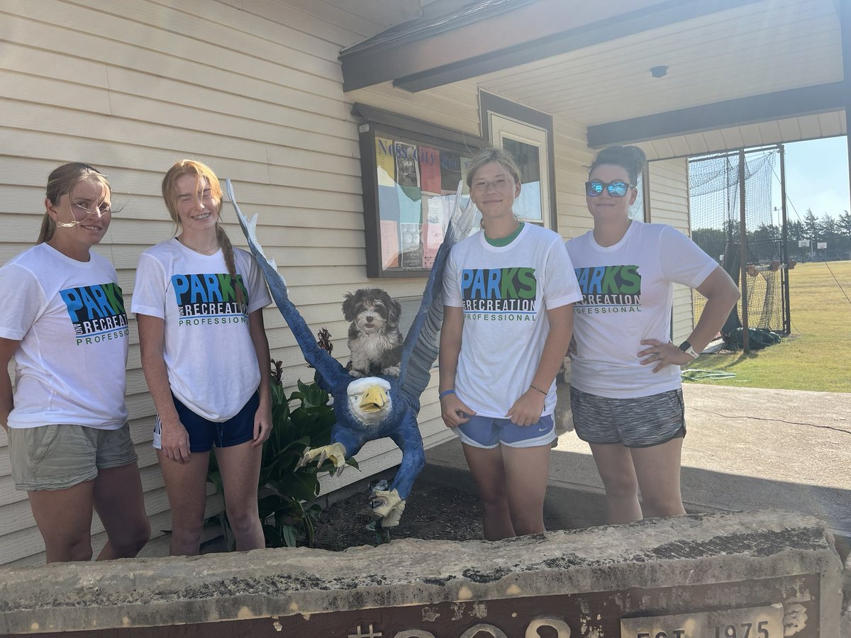 USD303Rec's tweet photo. We’re a little late to celebrate. But Friday was Parks and Recreation Professionals Day! Thank you to my summer staff, and Volunteers all year round! 
#ksparkrecday #ksparkrec #krpa #ThankAParkandRecPro @krpa_today https://t.co/Gil2mrJd4h