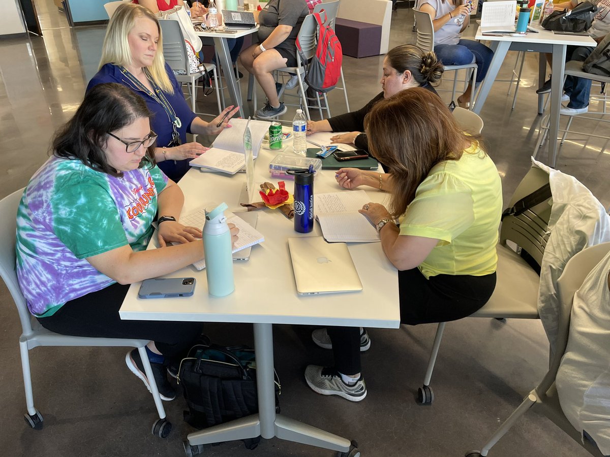 Quina Vergara tweet media