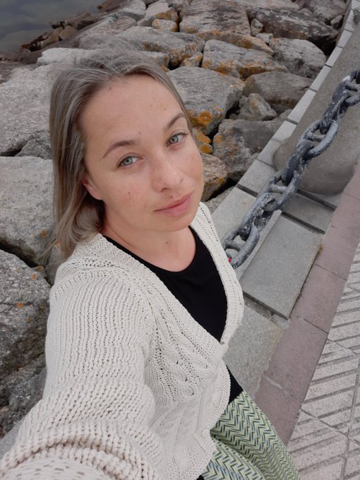 #FelizMartesATodos #selfie https://t.co/2hCQj3uA3V<a href="/tag/felizmartesatodos"class="tags">#FelizMartesATodos</a><a href="/tag/selfie"class="tags">#selfie</a>